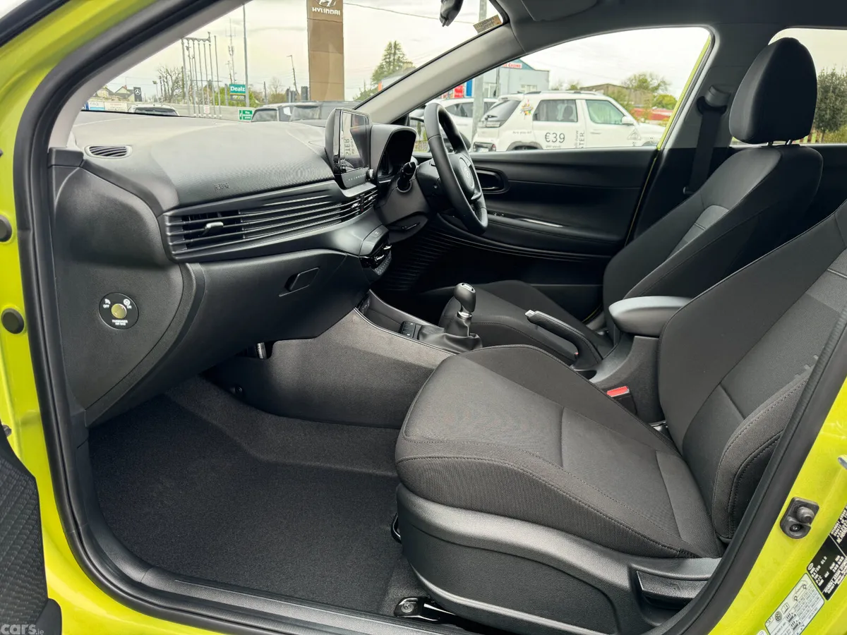 Hyundai Bayon Hatchback, Petrol, 2027, Yellow
