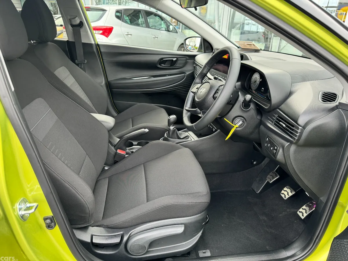 Hyundai Bayon Hatchback, Petrol, 2027, Yellow