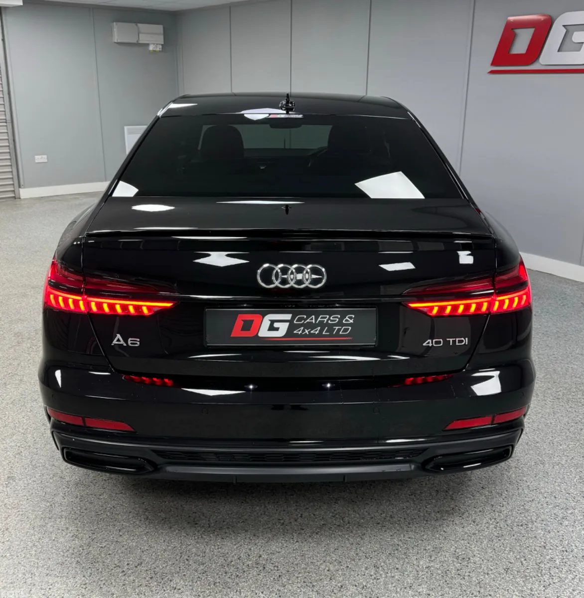 Audi A6 Saloon, Diesel Hybrid, 2021, Black