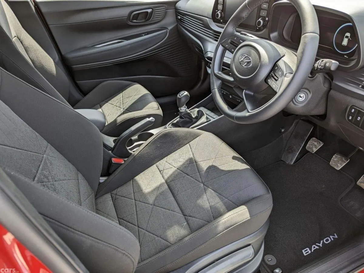 Hyundai Bayon SUV, Petrol, 2027, Red