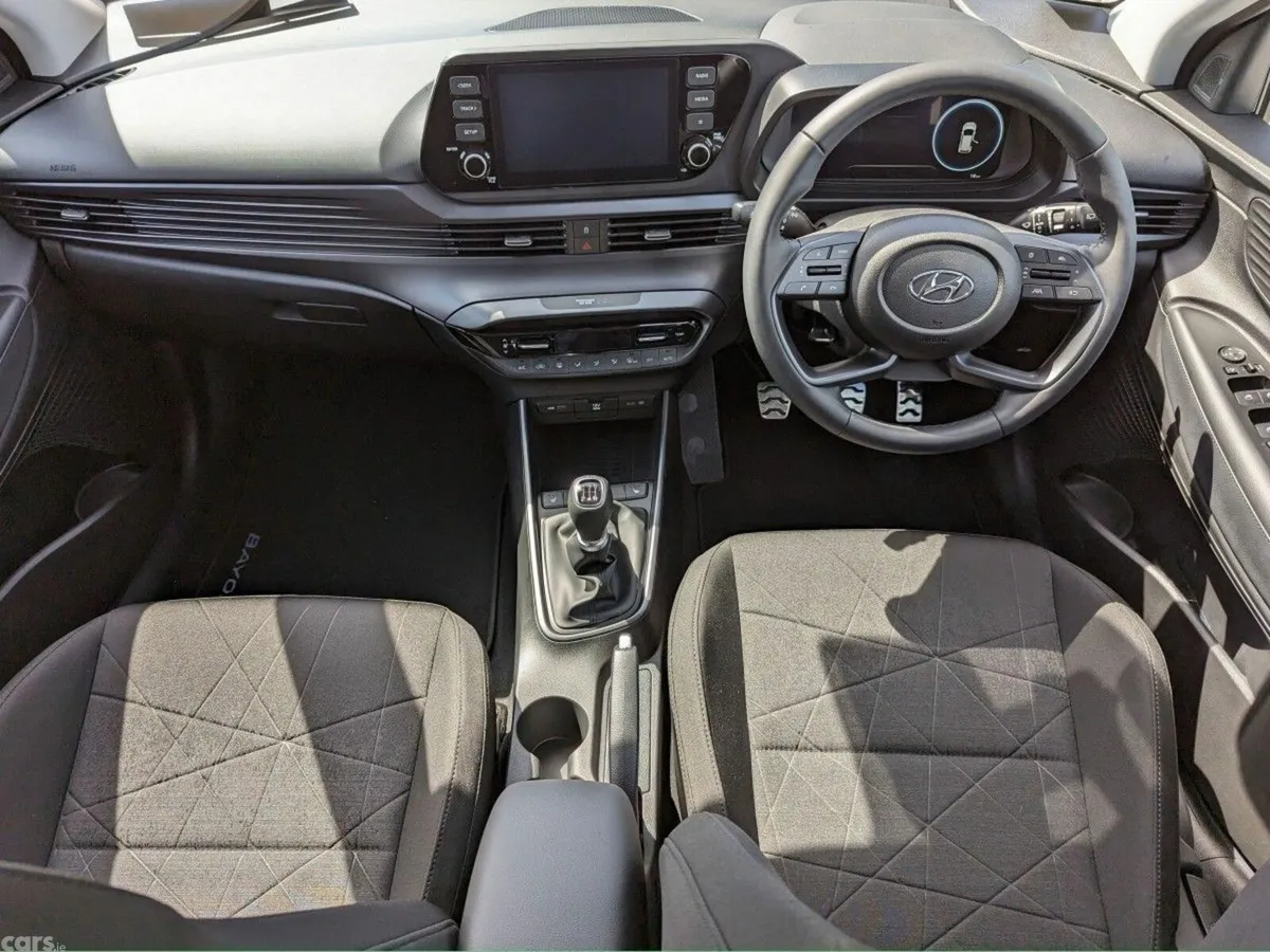 Hyundai Bayon SUV, Petrol, 2027, Red