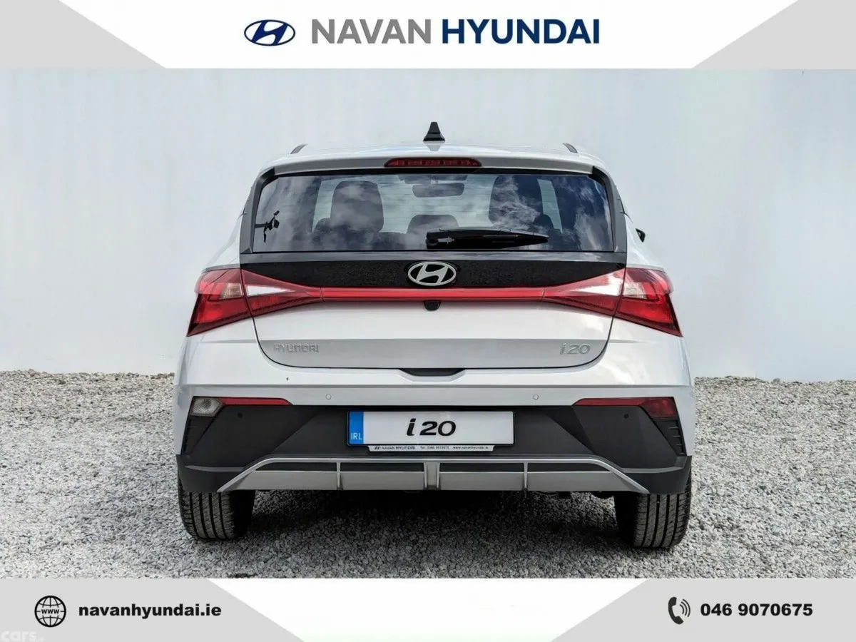 Hyundai i20 Hatchback, Petrol, 2027, Grey