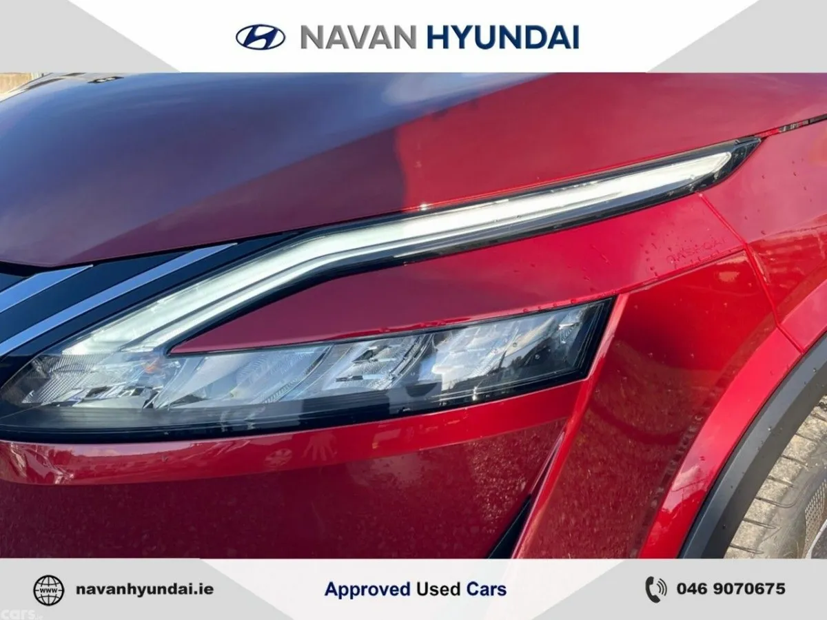 Nissan Qashqai MPV, Petrol Hybrid, 2023, Red