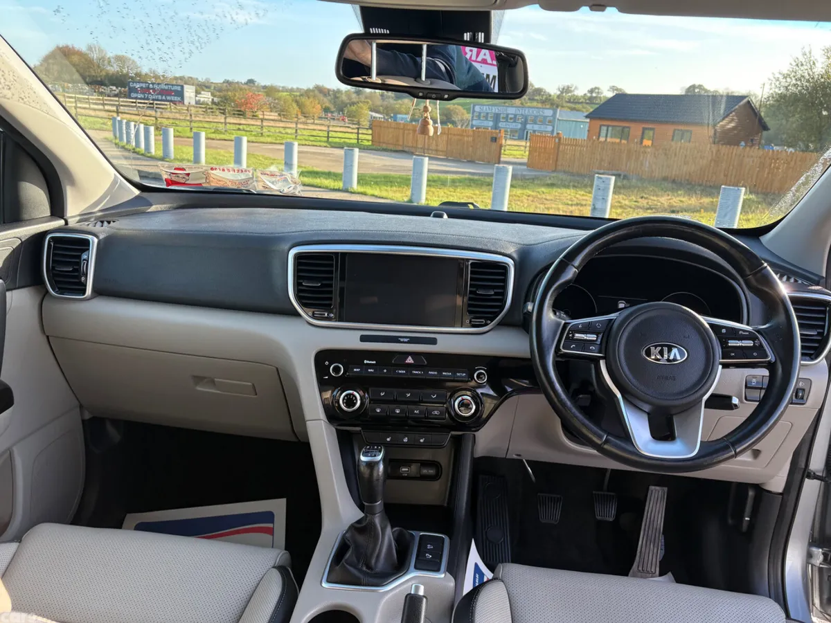Kia Sportage SUV, Diesel Hybrid, 2021, Grey