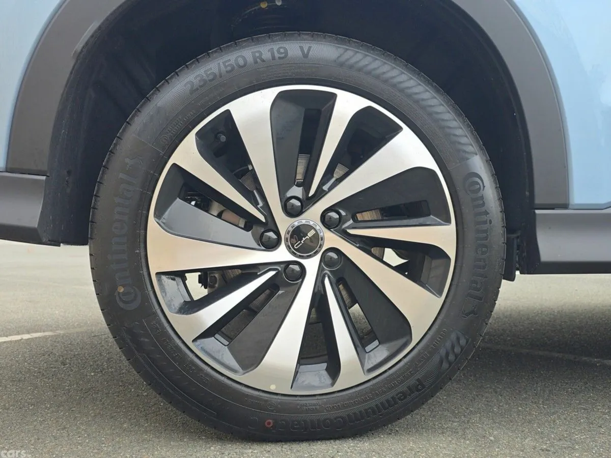 BYD SEAL U SUV, Petrol Plug-in Hybrid, 2027, Blue