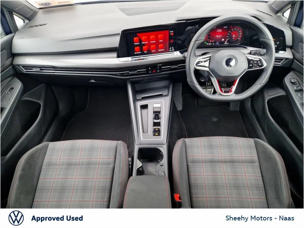 Volkswagen Golf Hatchback, Petrol, 2023, Blue