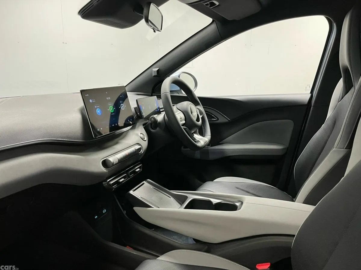 BYD DOLPHIN SURF Hatchback, Electric, 2026, Blue