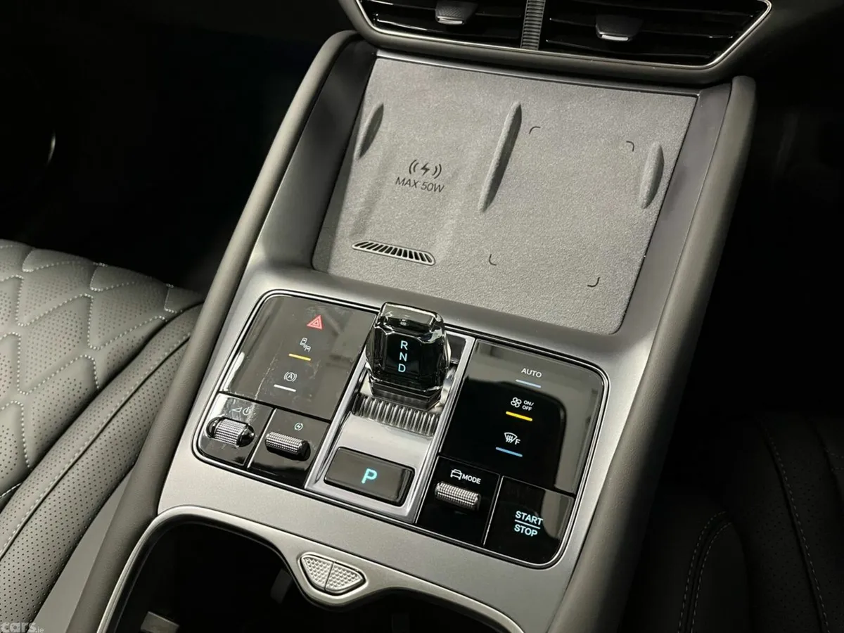 BYD SEALION 7 SUV, Electric, 2026, White