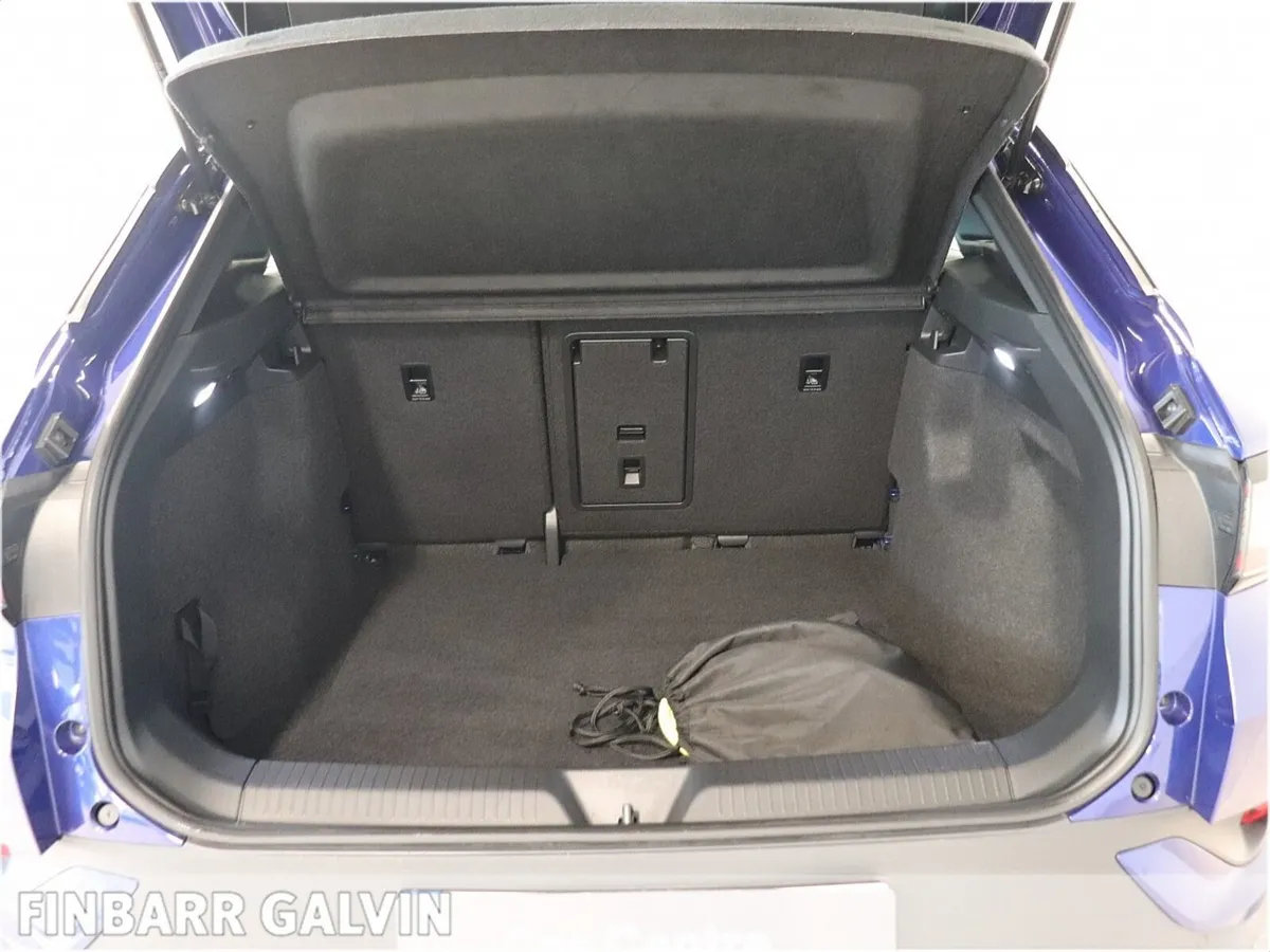 Volkswagen ID.4 Estate, Electric, 2023, Blue