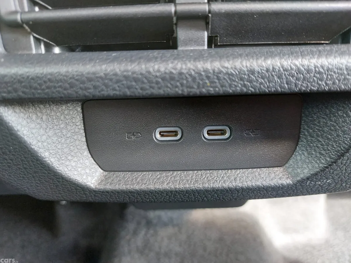 Ford Tourneo Custom MPV, Diesel, 2026, Silver