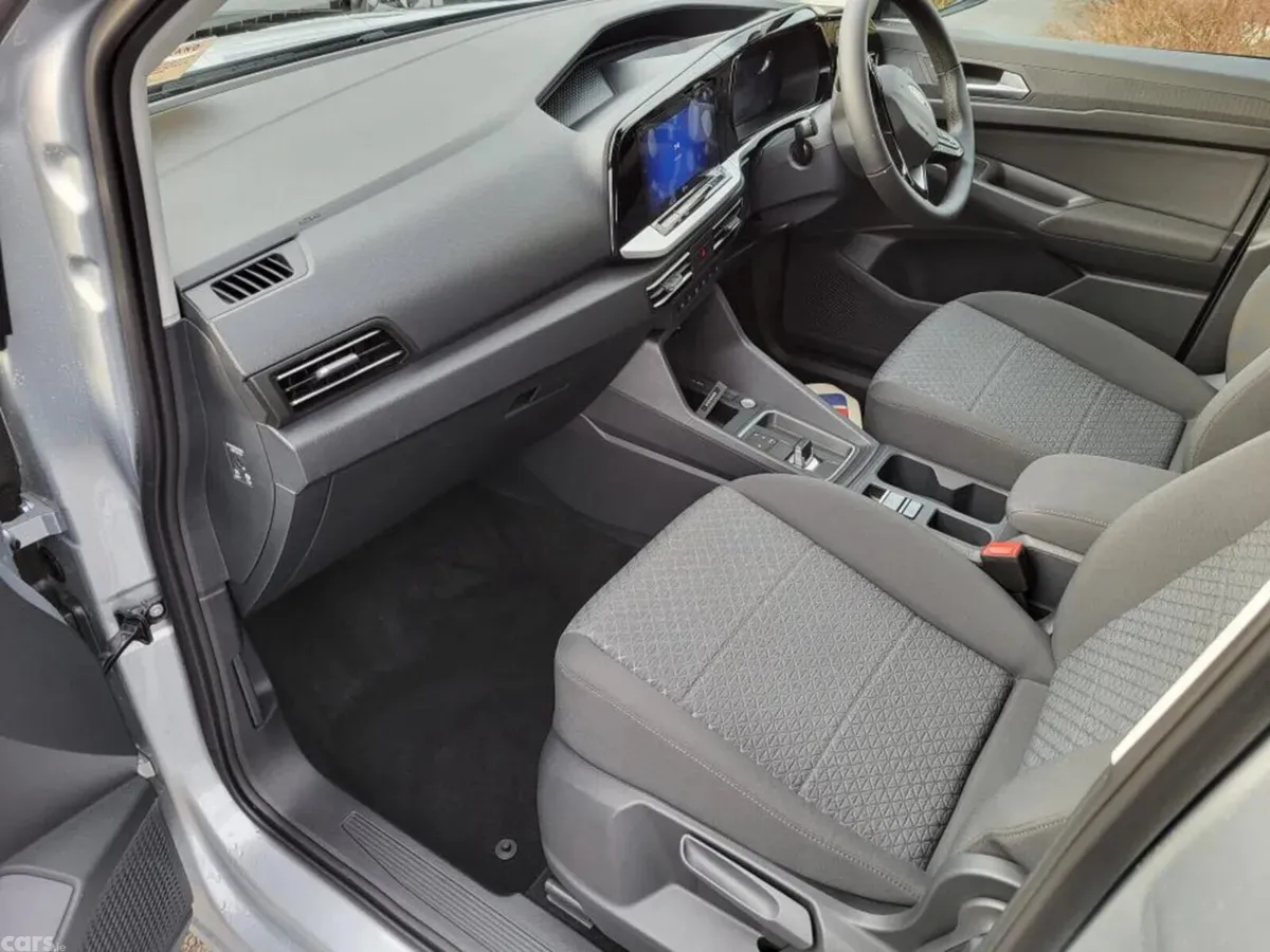 Ford Tourneo Connect MPV, Diesel, 2026, Silver