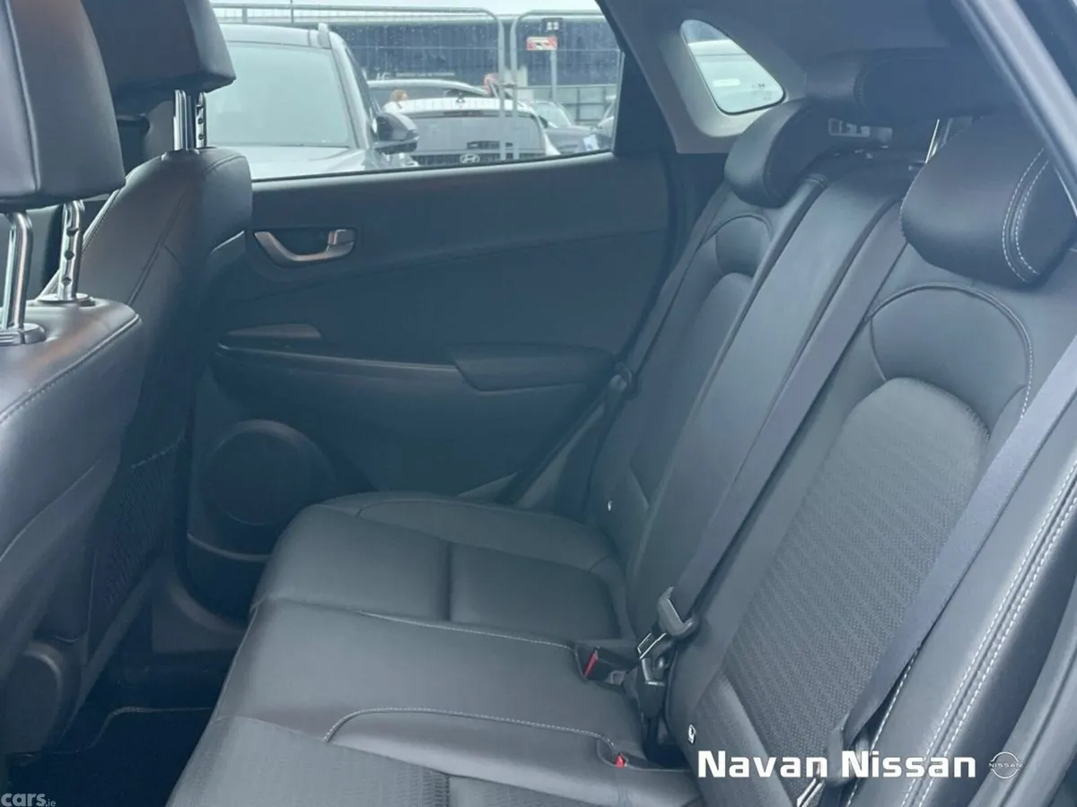 Hyundai KONA MPV, Petrol, 2020, Black