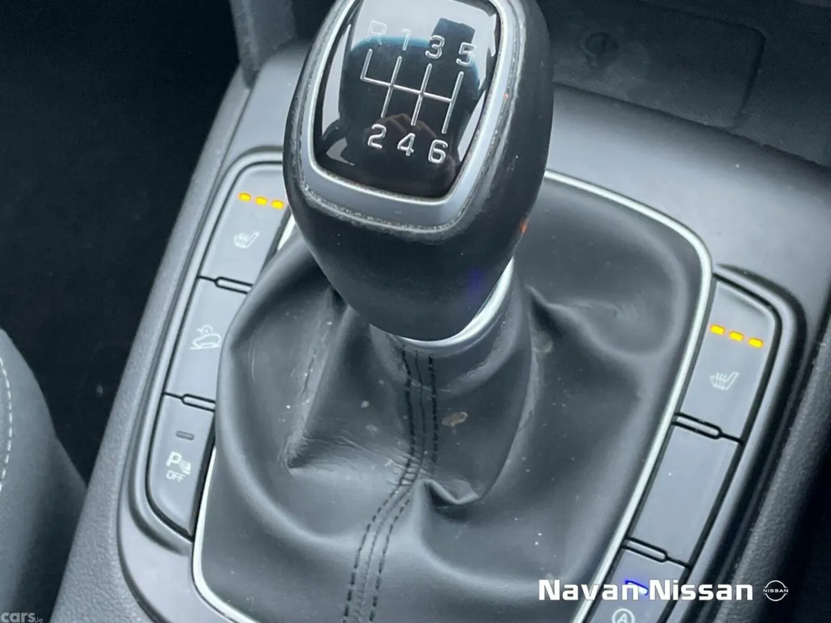 Hyundai KONA MPV, Petrol, 2020, Black
