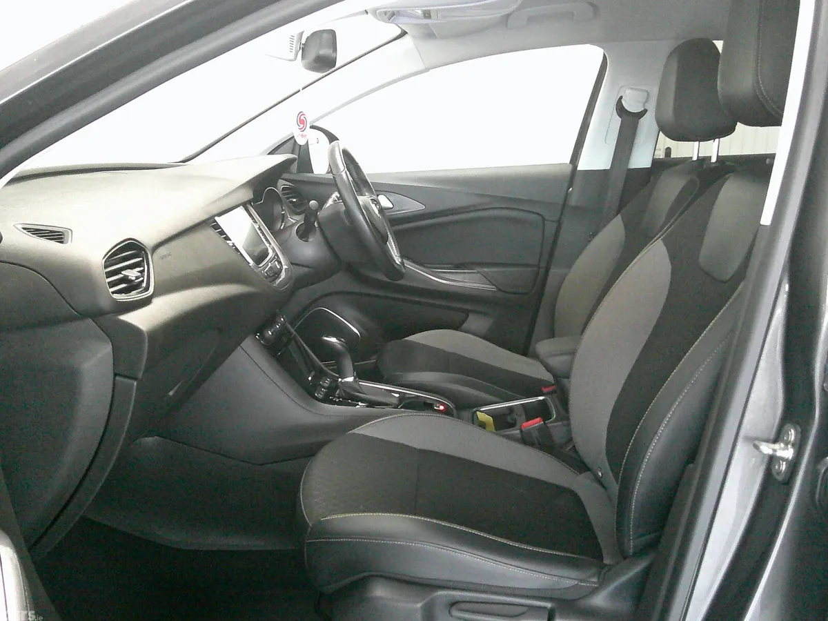 Opel Grandland X SUV, Diesel, 2018, Grey