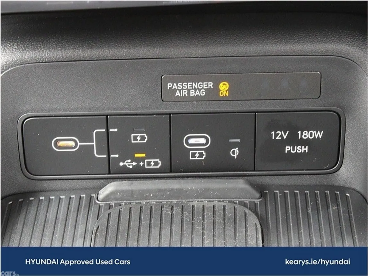 Hyundai KONA Hatchback, Petrol, 2027, Black