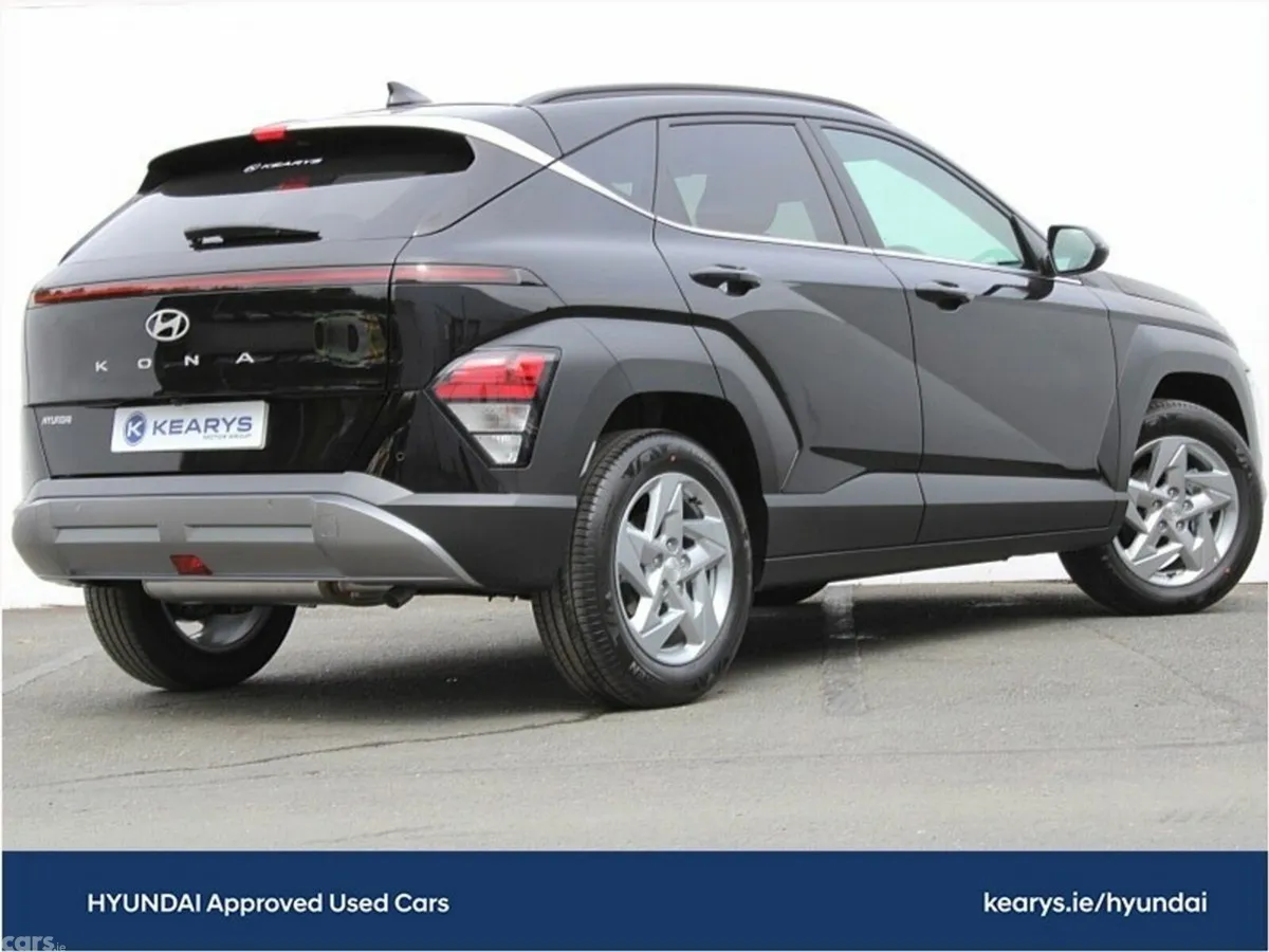 Hyundai KONA Hatchback, Petrol, 2027, Black