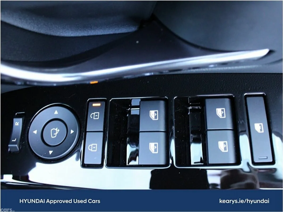 Hyundai Tucson SUV, Petrol Plug-in Hybrid, 2027, 