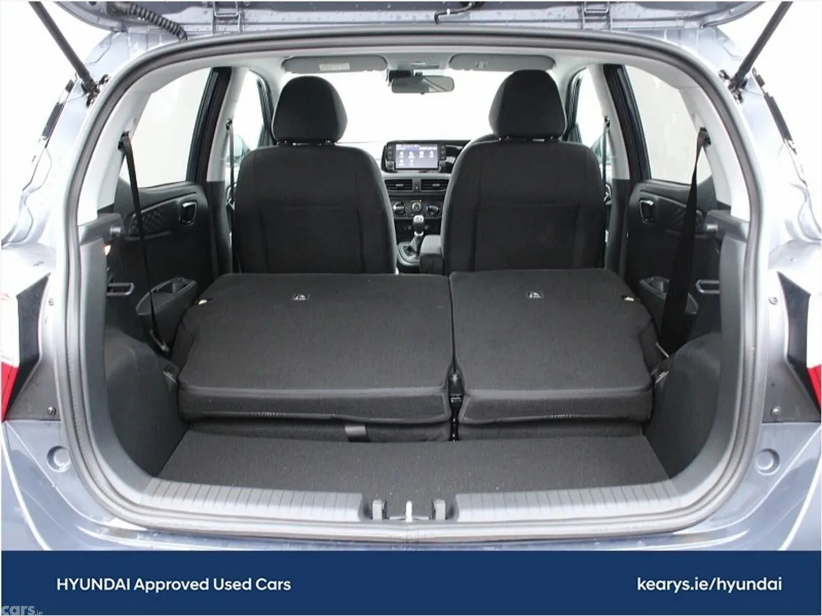 Hyundai i10 Hatchback, Petrol, 2025, Grey