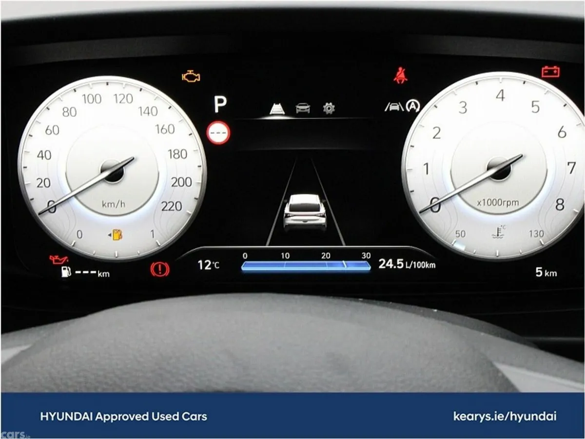 Hyundai i20 Hatchback, Petrol, 2027, Red