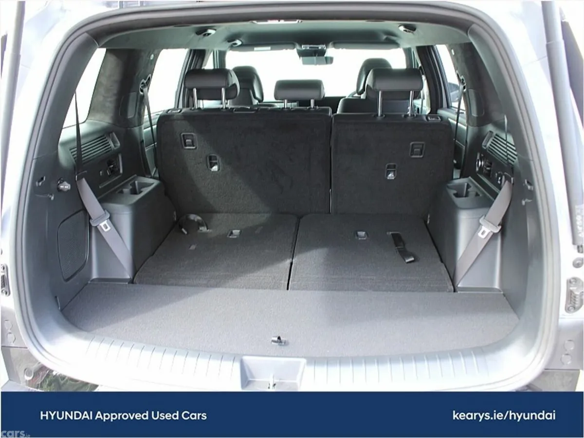 Hyundai Santa Fe SUV, Petrol Plug-in Hybrid, 2027, Silver