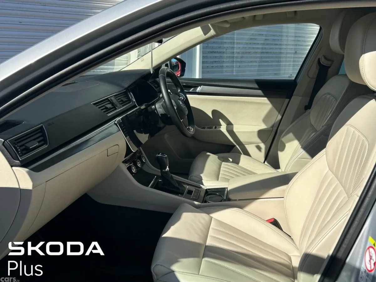 Skoda Superb Saloon, Diesel, 2023, Grey