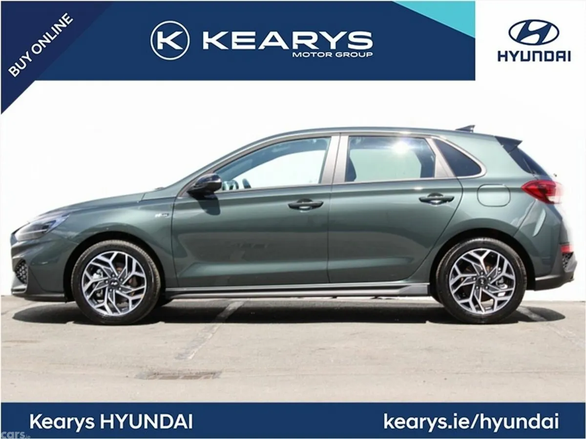 Hyundai i30 Hatchback, Petrol, 2027, Green