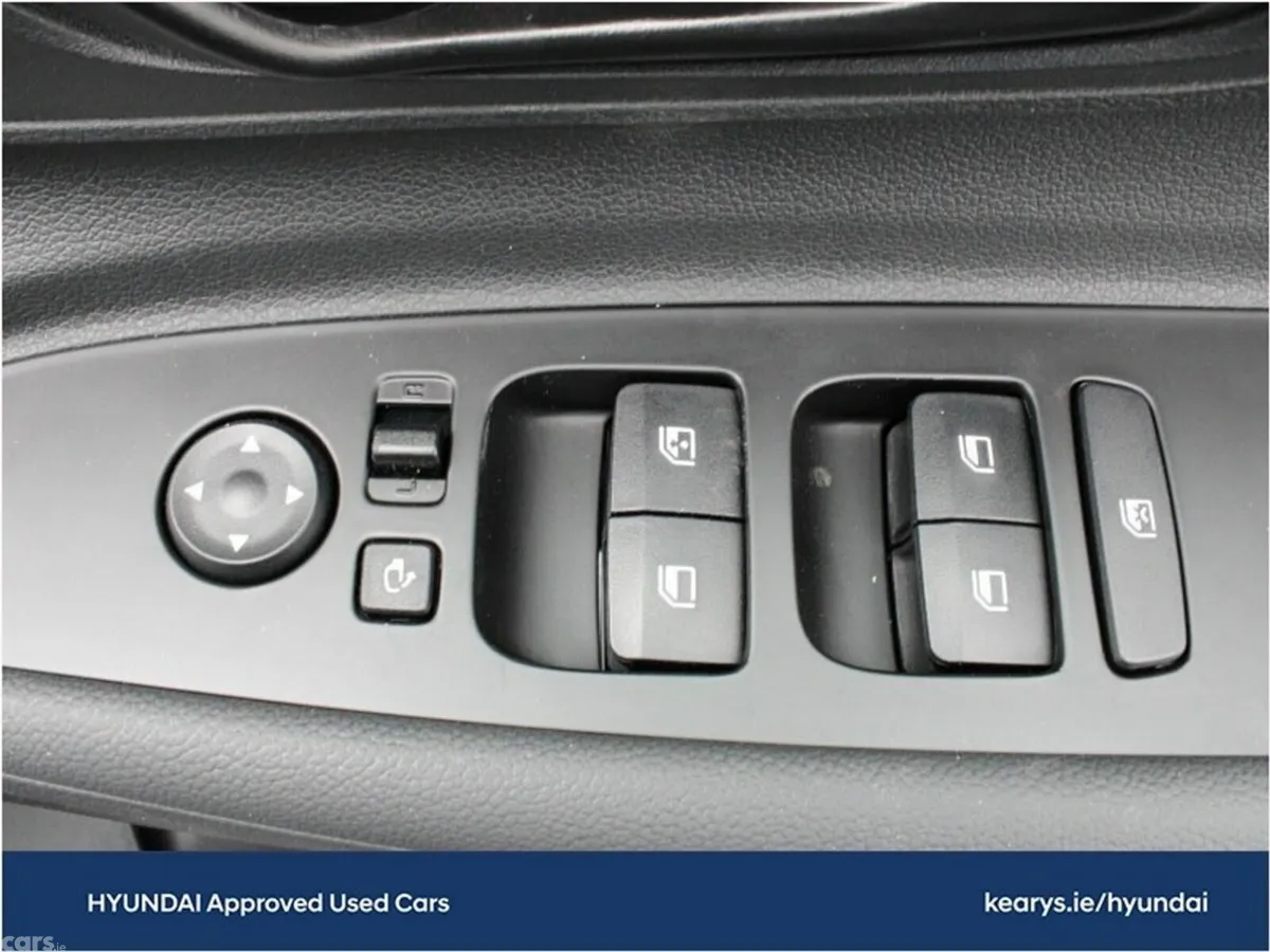 Hyundai i20 MPV, Petrol, 2027, Black