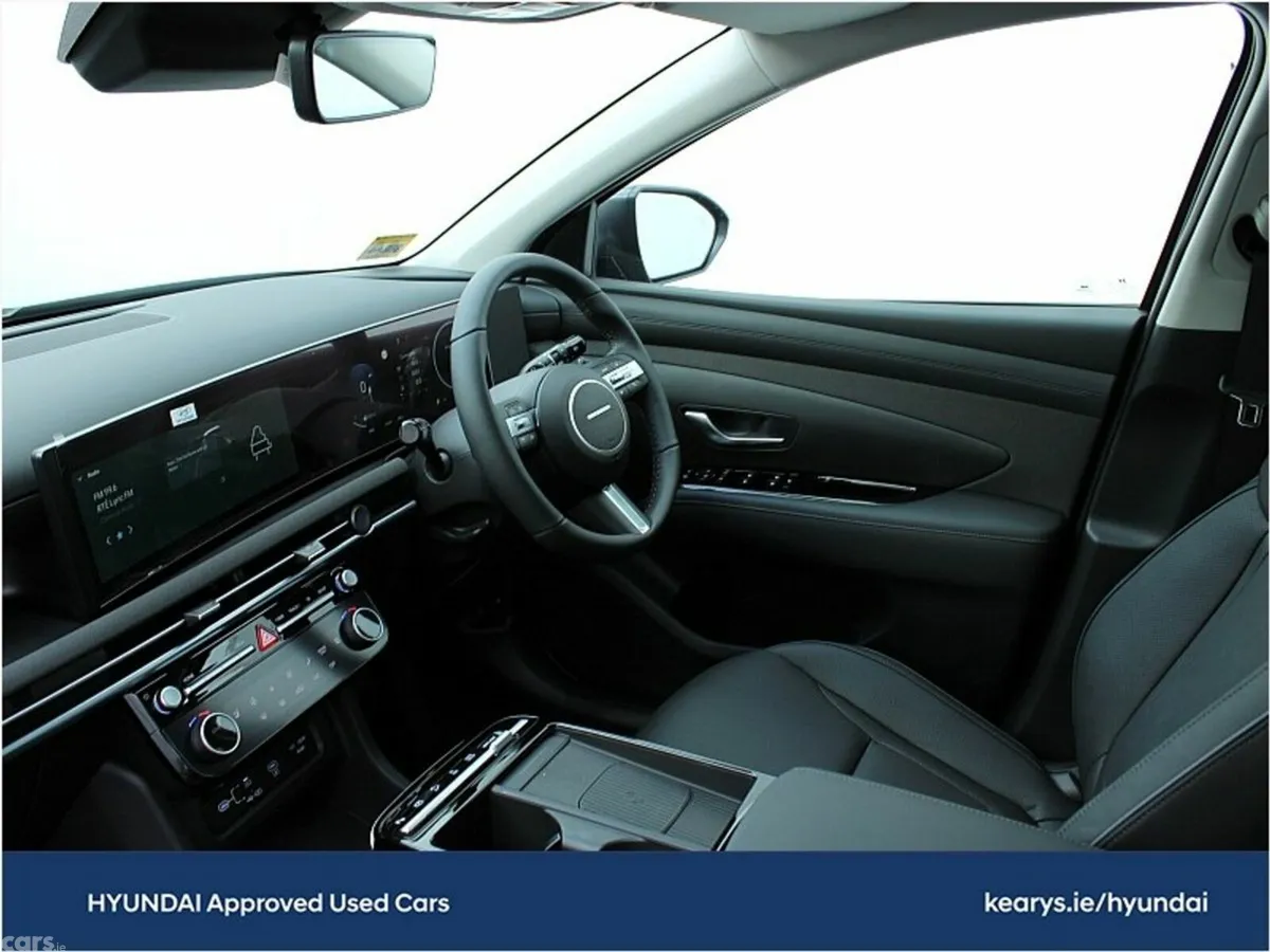 Hyundai Tucson SUV, Petrol Plug-in Hybrid, 2027, Black