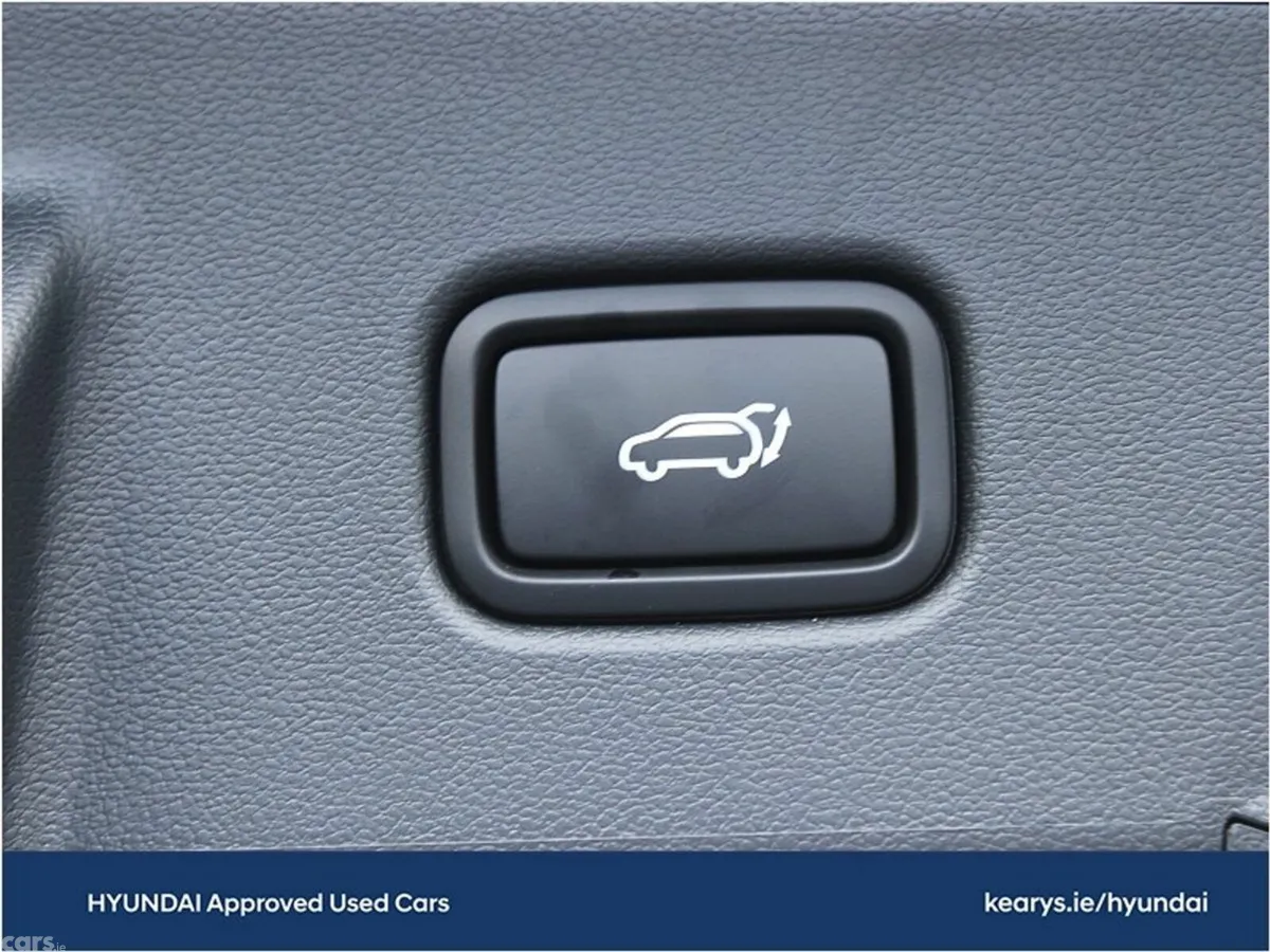 Hyundai Tucson SUV, Petrol Plug-in Hybrid, 2027, Black