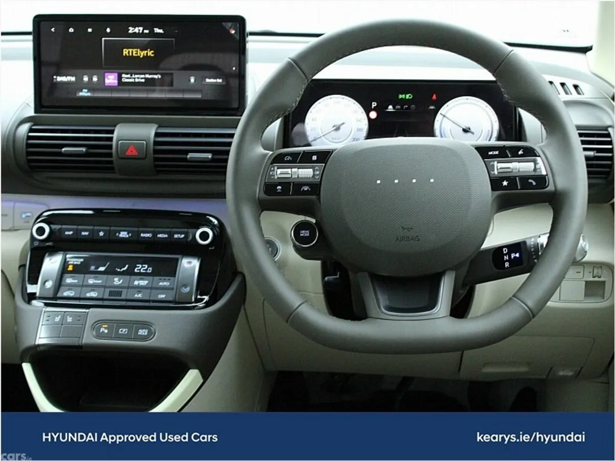 Hyundai INSTER SUV, Electric, 2027, Yellow