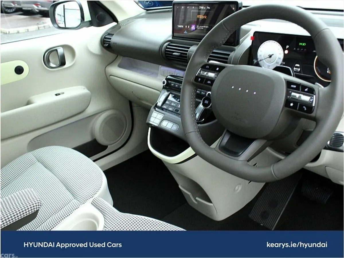 Hyundai INSTER SUV, Electric, 2027, Yellow