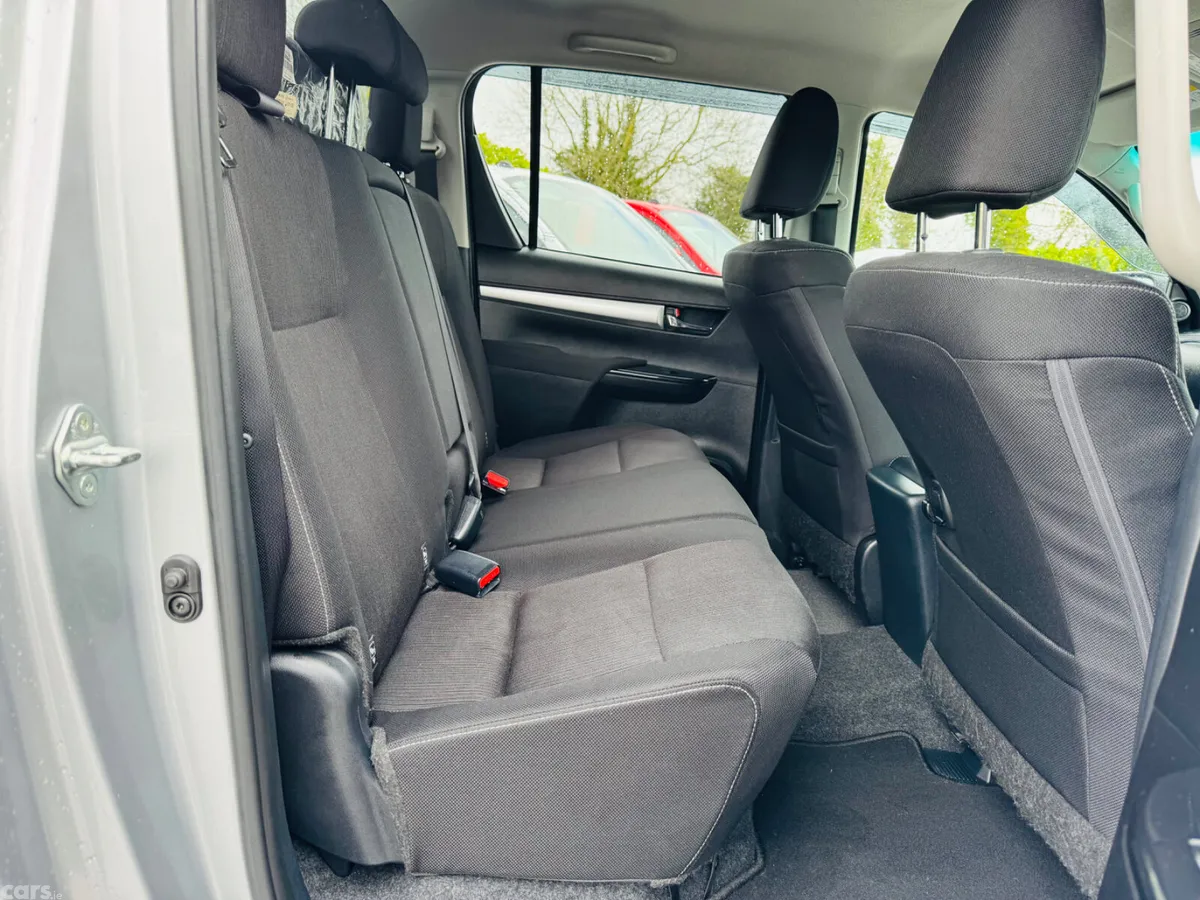 Toyota Hilux Pick Up, Diesel, 2023, White