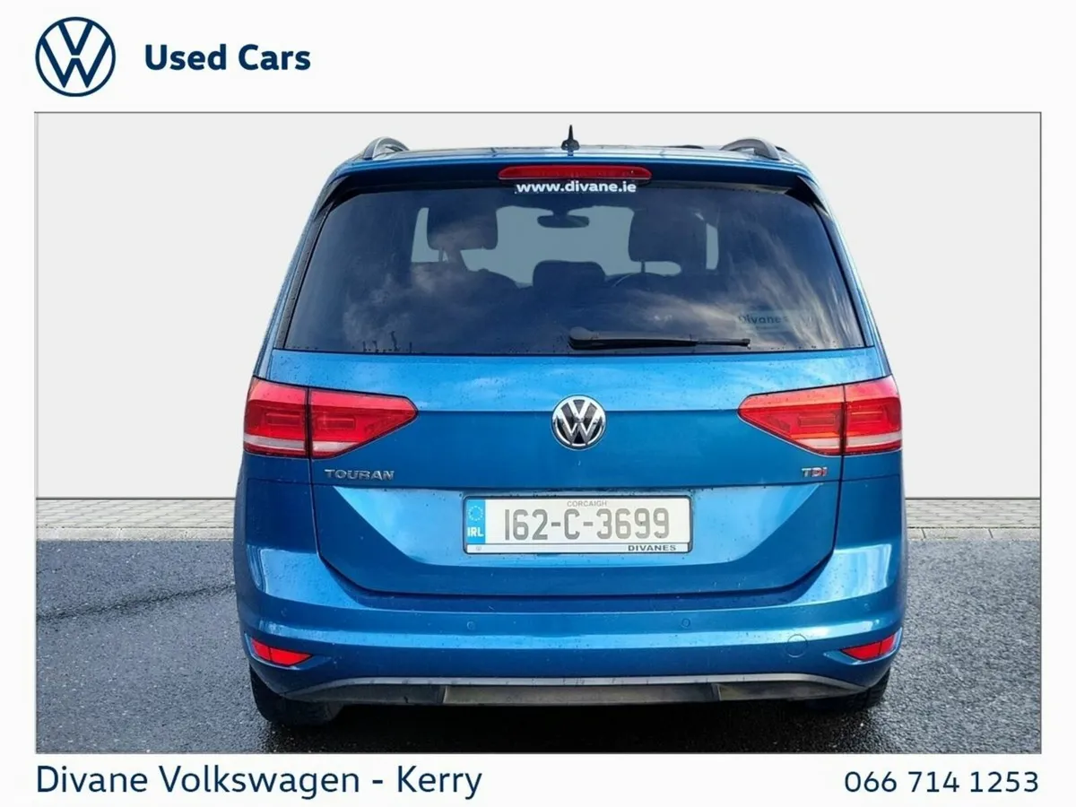 Volkswagen Touran MPV, Diesel, 2016, Blue