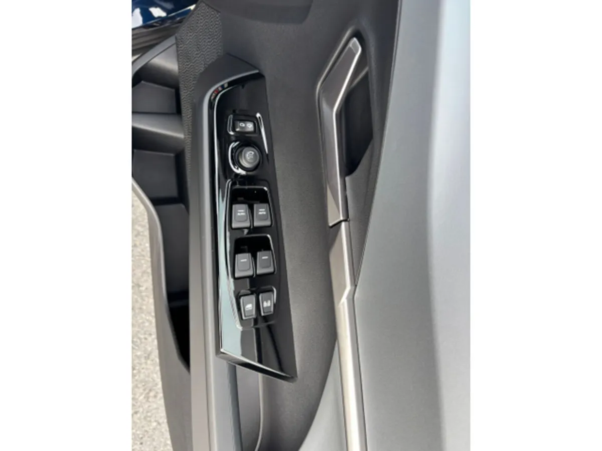 KGM Torres SUV, Petrol Hybrid, 2026, Blue