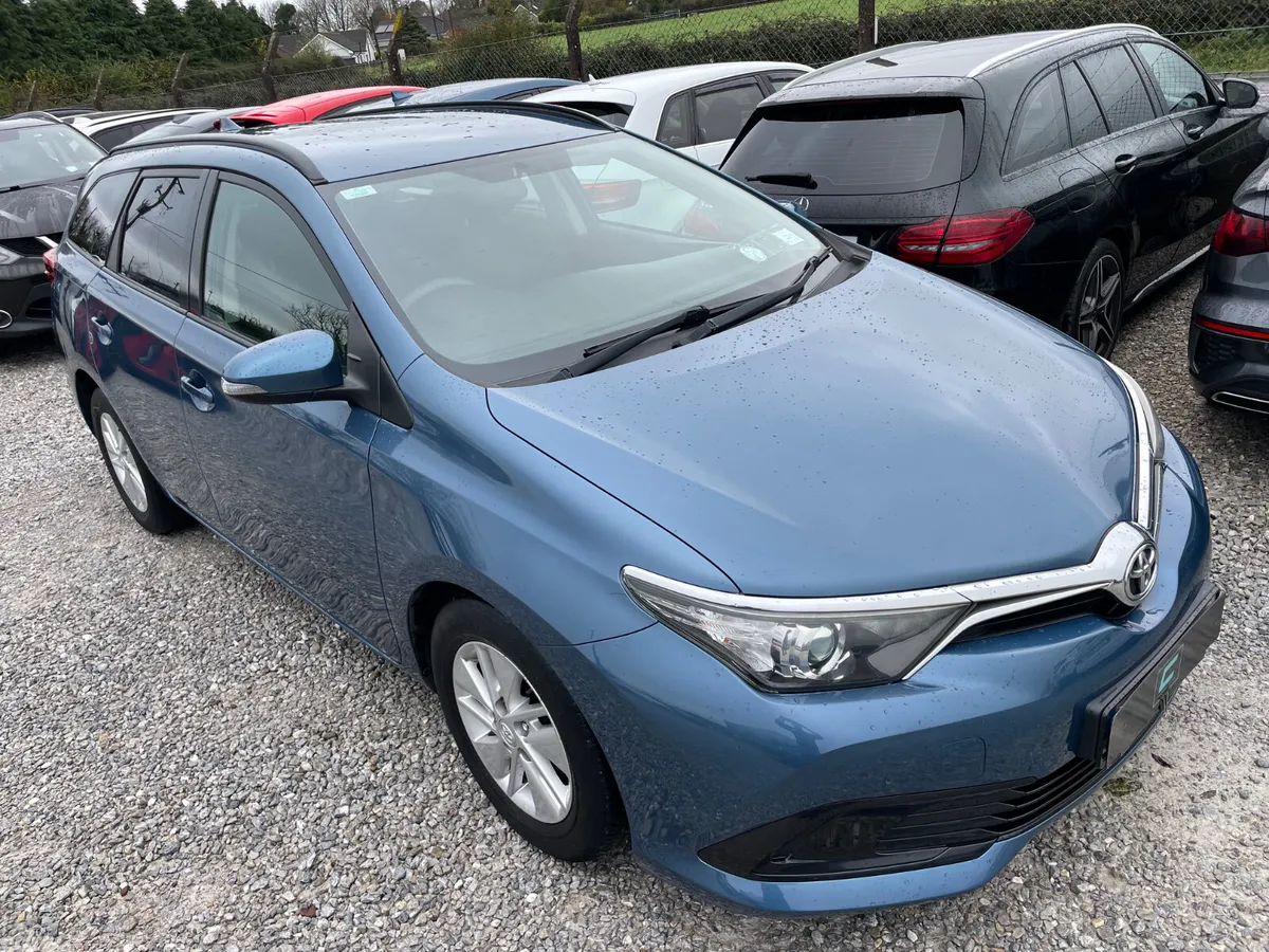 Toyota Auris Estate, Diesel, 2016, Blue