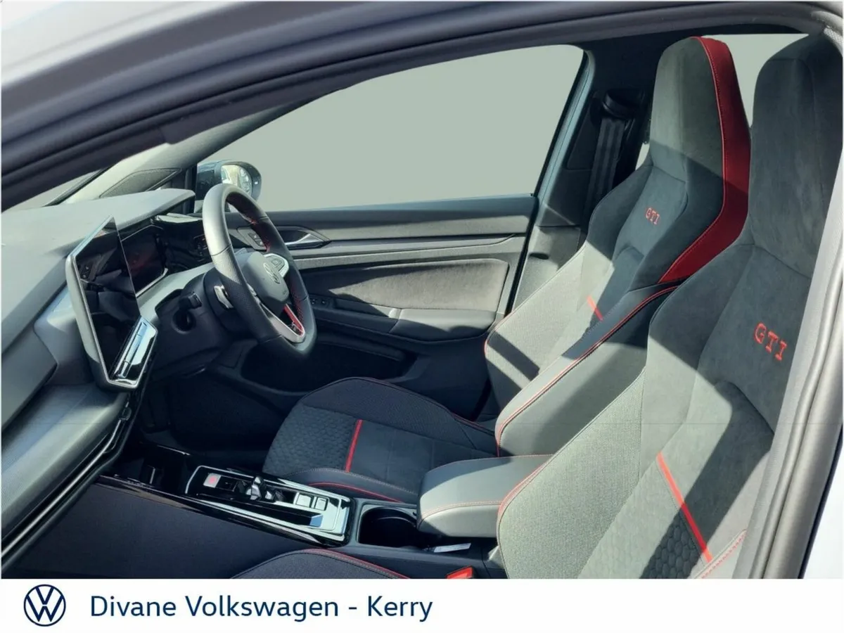Volkswagen Golf Hatchback, Petrol, 2027, Grey