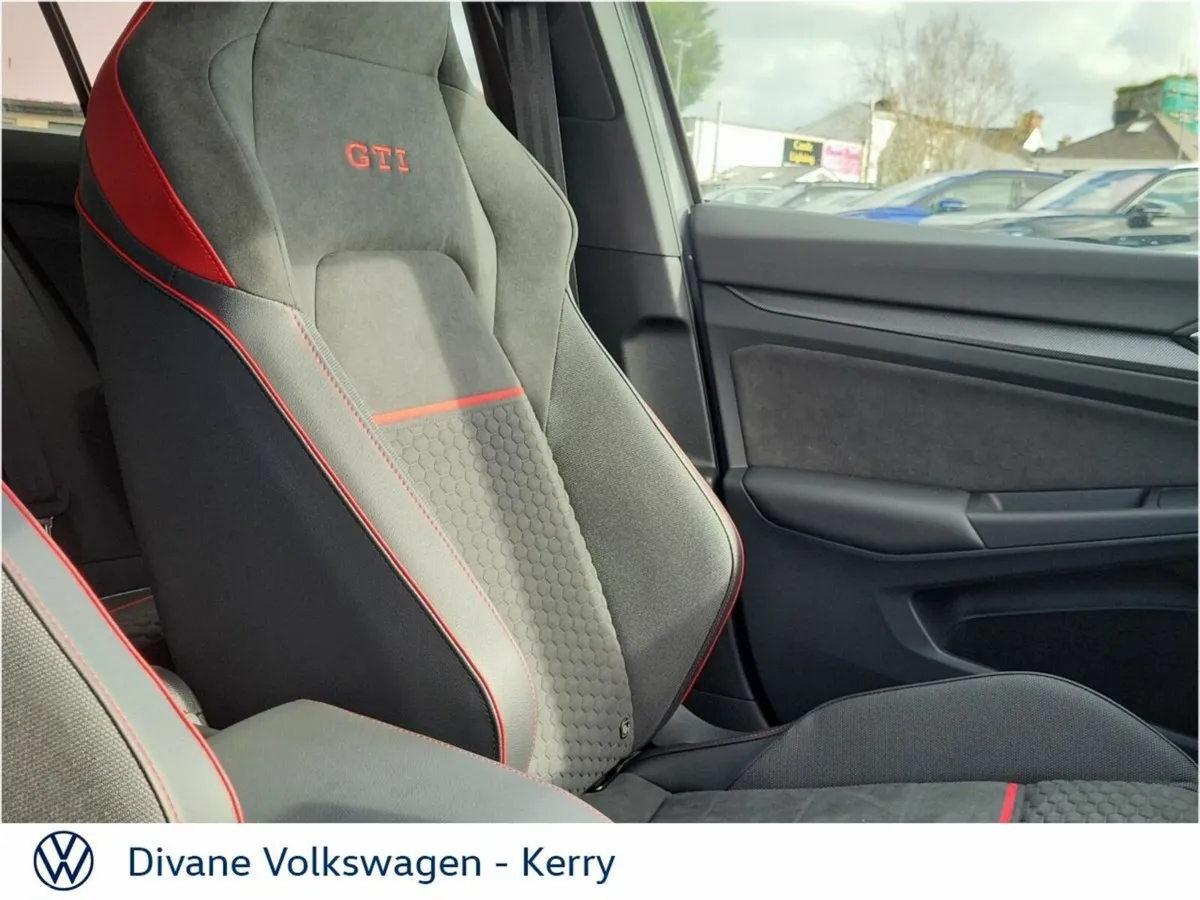Volkswagen Golf Hatchback, Petrol, 2027, Grey