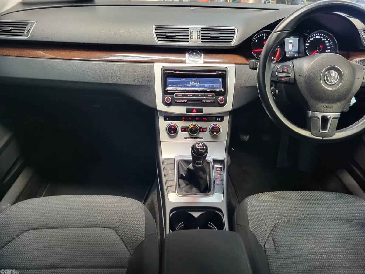 Volkswagen Passat Estate, Diesel, 2014, Silver