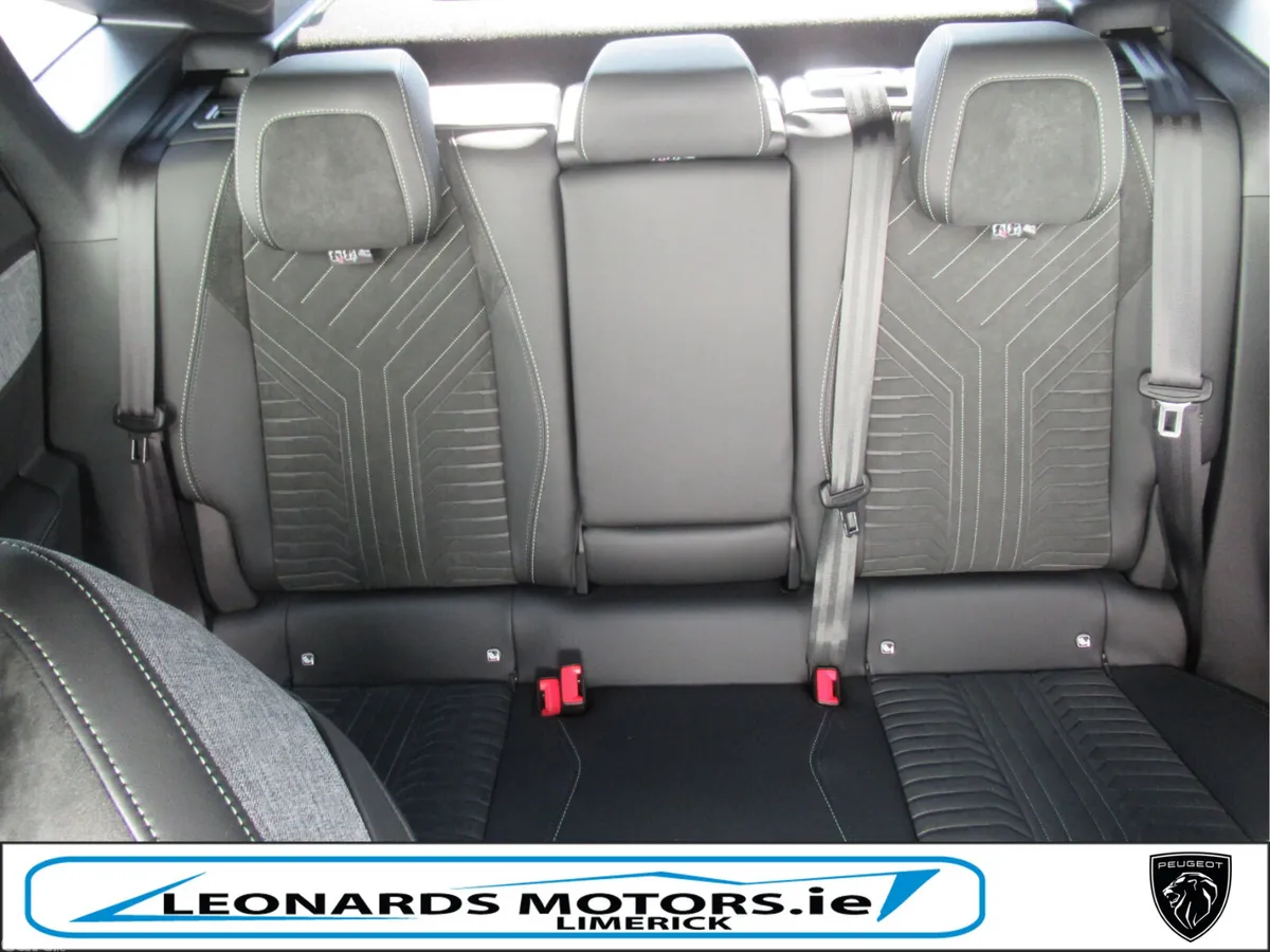 Peugeot 3008 SUV, Electric, 2026, Grey