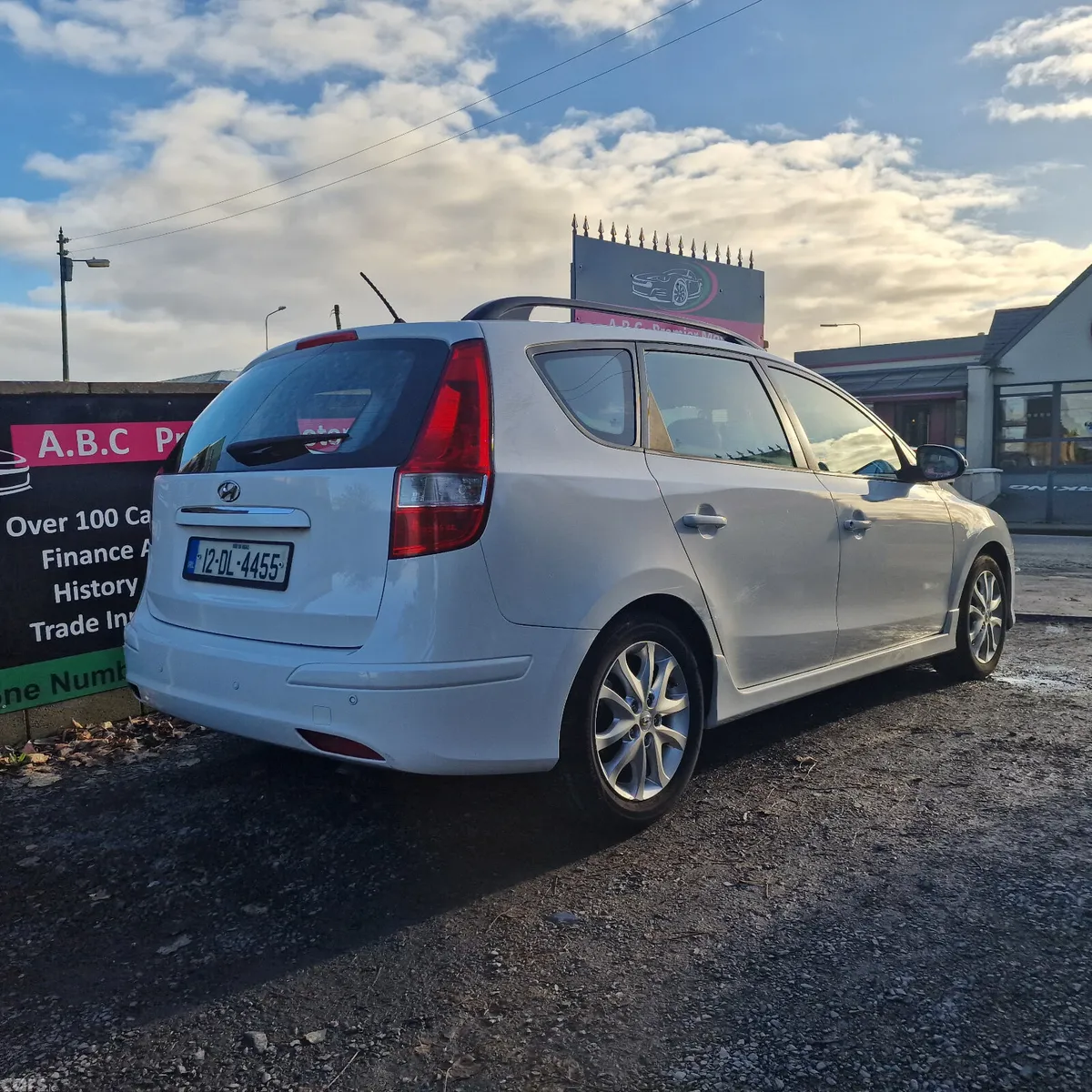 Hyundai i30 Estate, Diesel, 2012, White