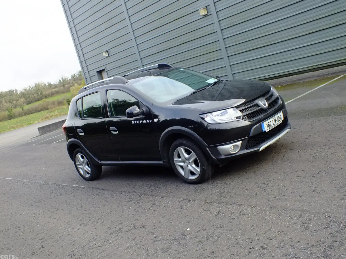 Dacia Sandero Stepway Hatchback, Diesel, 2016, Black