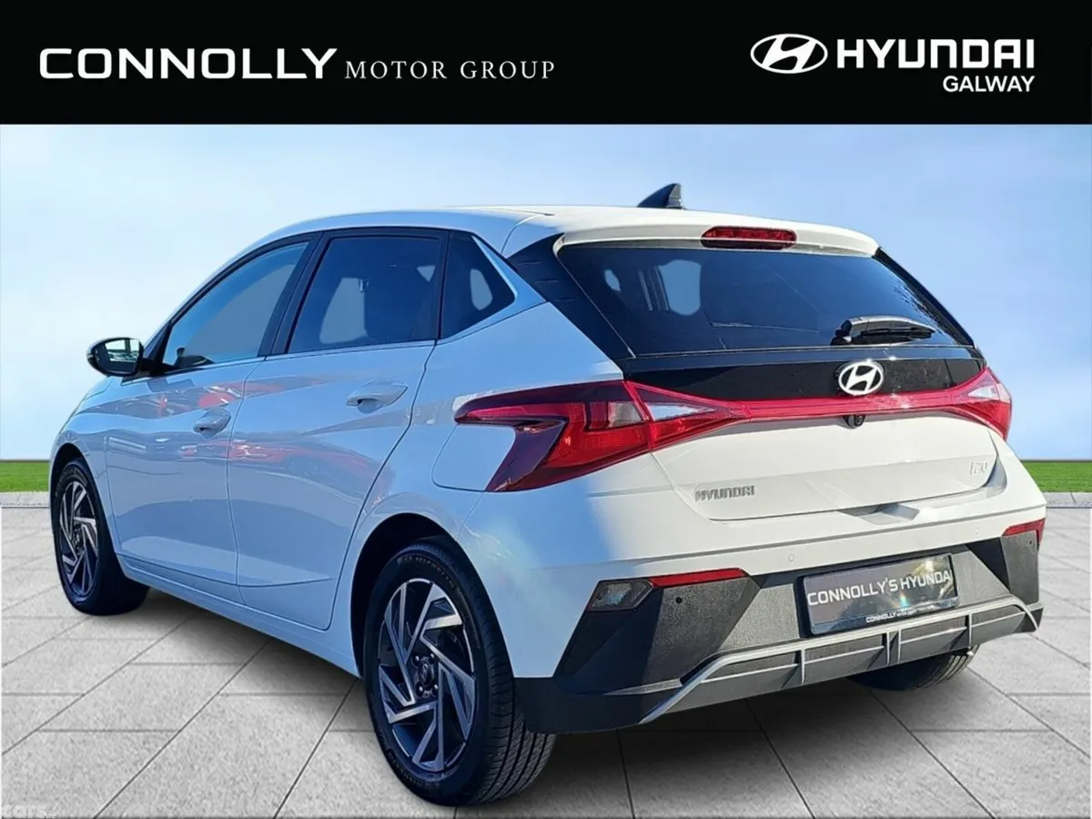 Hyundai i20 Hatchback, Petrol, 2026, White