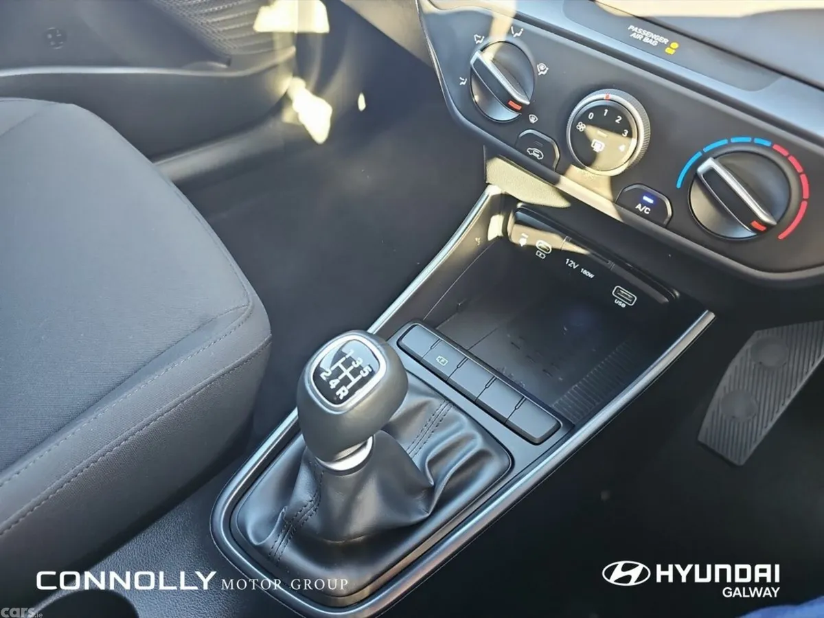 Hyundai i20 Hatchback, Petrol, 2026, White