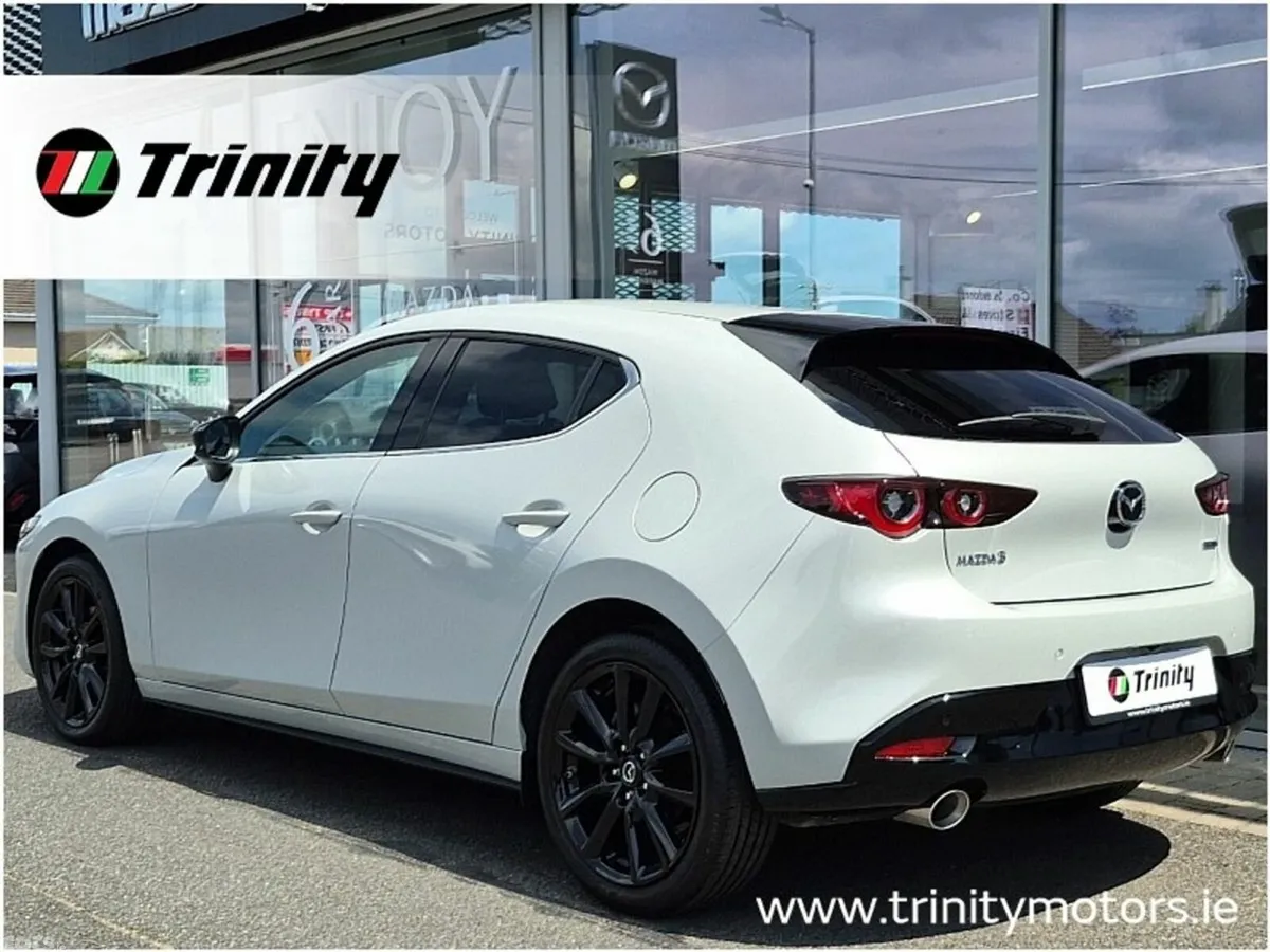 Mazda Mazda3 Hatchback, Petrol, 2027, Silver