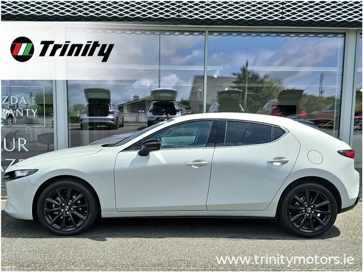 Mazda Mazda3 Hatchback, Petrol, 2027, Silver