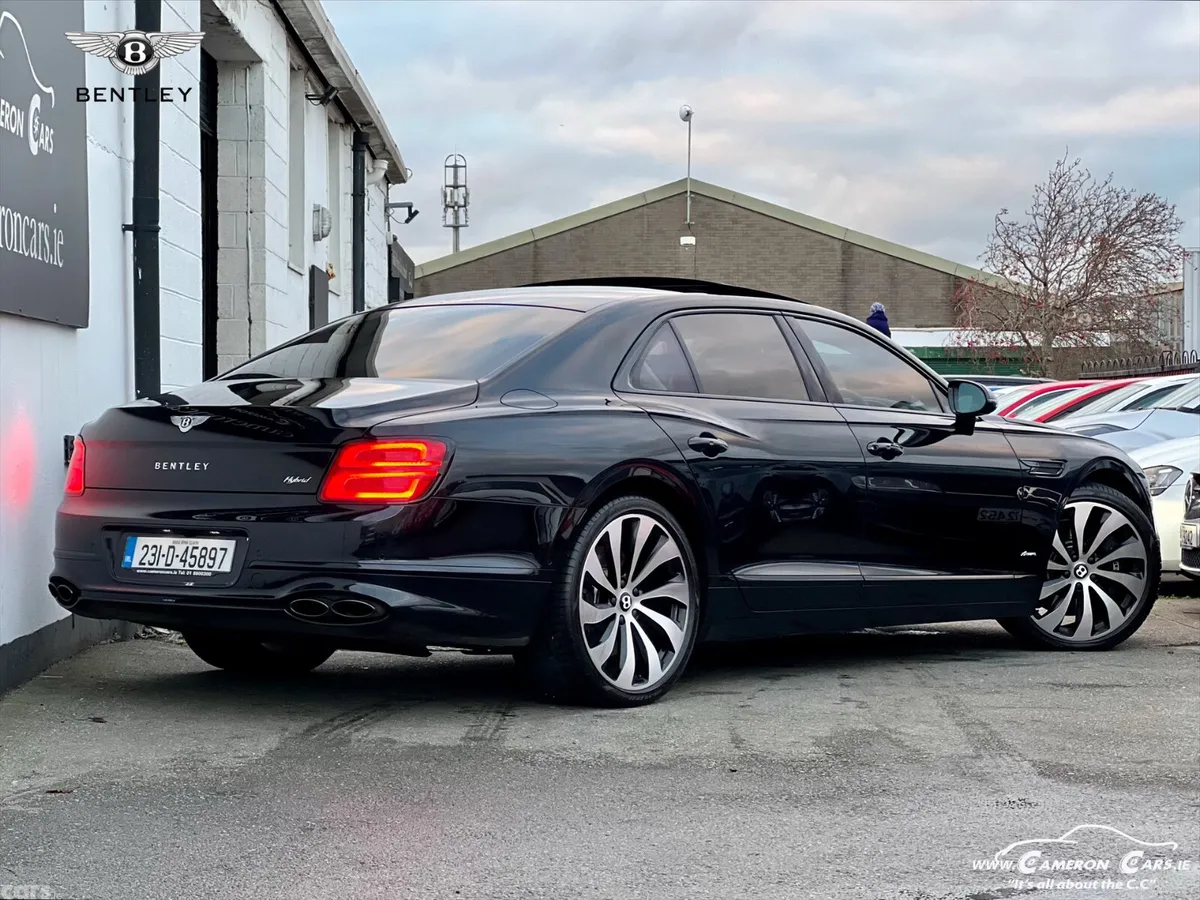 Bentley Flying Spur Saloon, Petrol Hybrid, 2023, Black