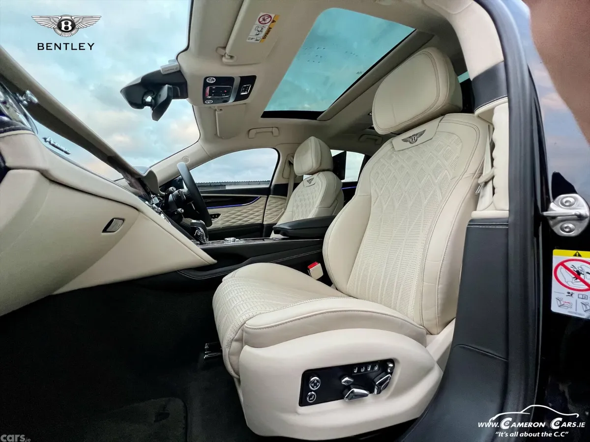 Bentley Flying Spur Saloon, Petrol Hybrid, 2023, Black