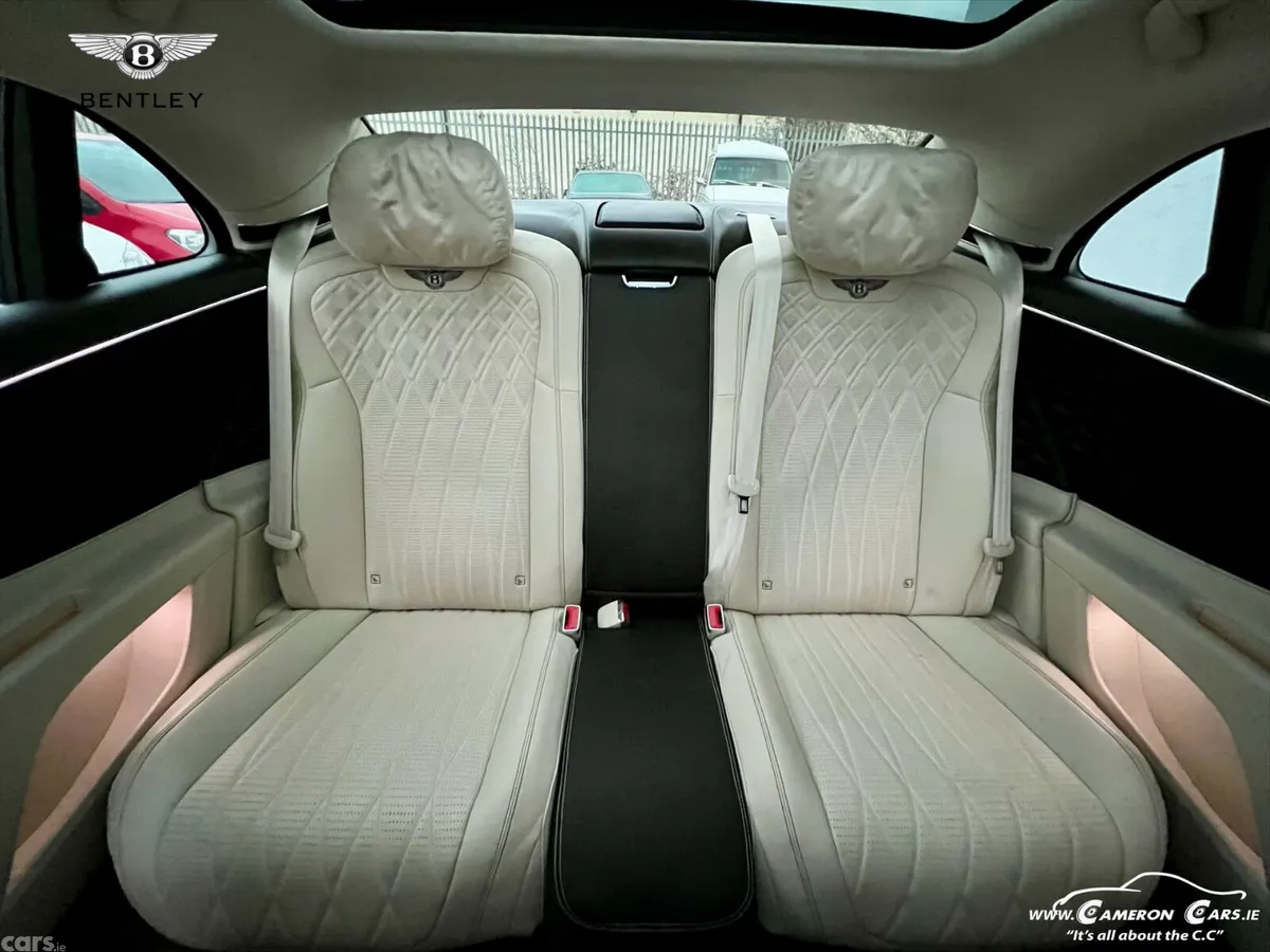 Bentley Flying Spur Saloon, Petrol Hybrid, 2023, Black