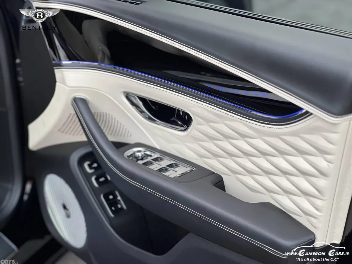Bentley Flying Spur Saloon, Petrol Hybrid, 2023, Black