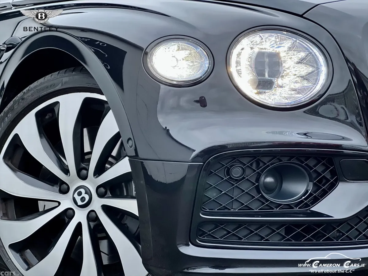 Bentley Flying Spur Saloon, Petrol Hybrid, 2023, Black